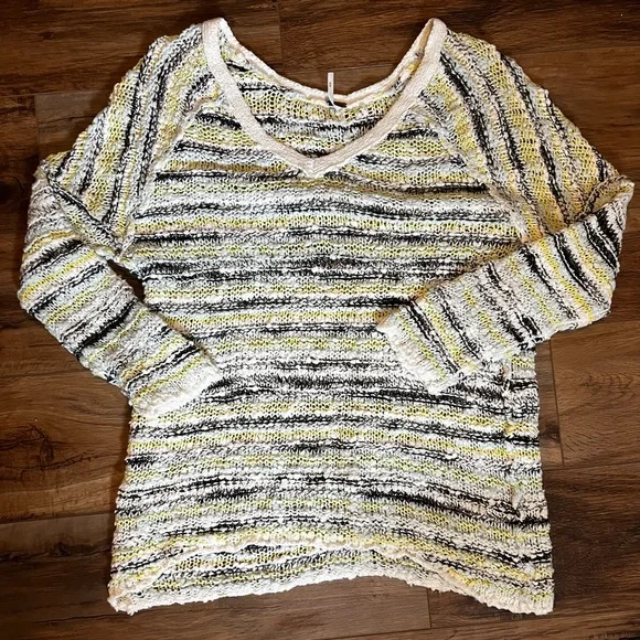 Free People sweater - Picture 1 of 2